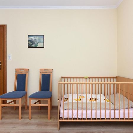 Ferienwohnungen Im Haus Nordseebrise Neuharlingersiel Exterior foto